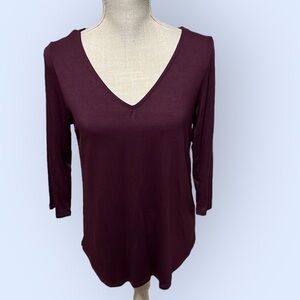 Papermoon burgundy pullover top . Size Small